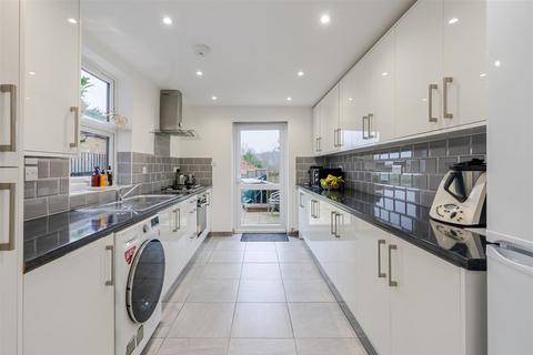 4 bedroom terraced house for sale, St. Leonards Road, Windsor