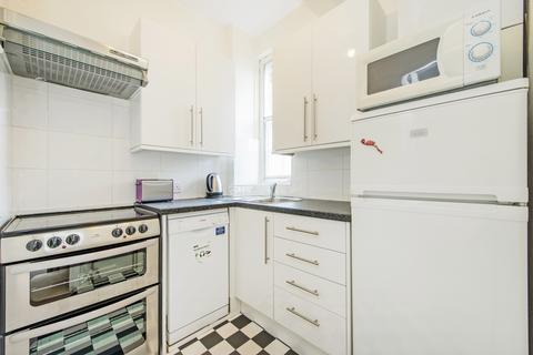 1 bedroom flat to rent, Grove Court St John's Wood NW8