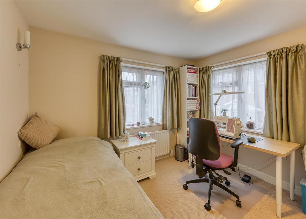 2 Glendale Drive-Bedroom 2.jpg