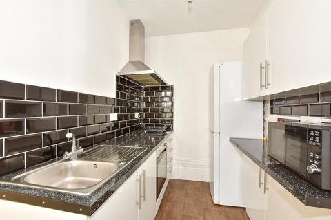 3 bedroom apartment for sale, Trinity Crescent, Folkestone, Kent