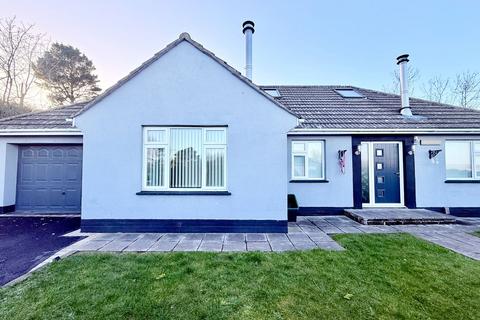 4 bedroom detached bungalow for sale, Canada Hill, Newton Abbot TQ12