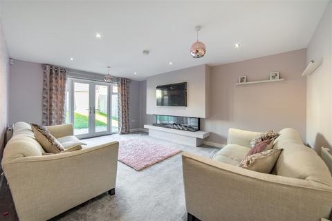 5 bedroom detached house for sale, Whiteadmiral Place, Great Park, NE13