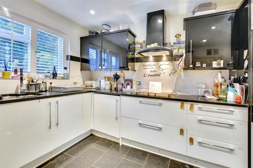 Kitchen  (1).jpeg