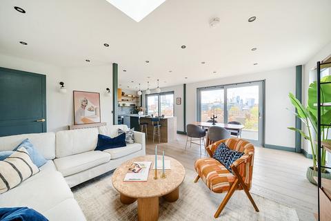 2 bedroom penthouse for sale - Waterloo Road, Waterloo, London, SE1
