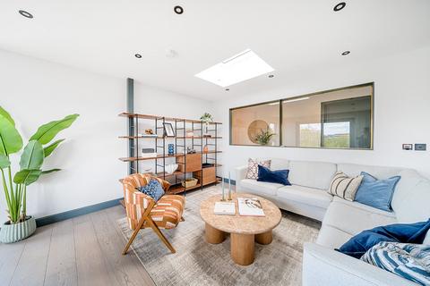 2 bedroom penthouse for sale, Waterloo Road, Waterloo, London, SE1