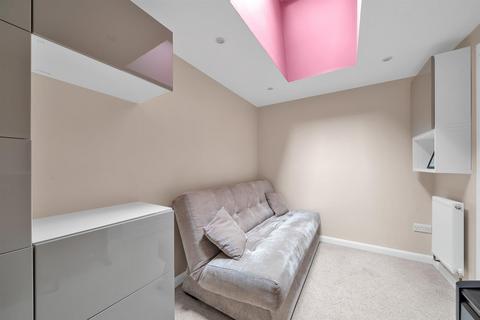4 Forstal Close, Bromley, BR2 0XR