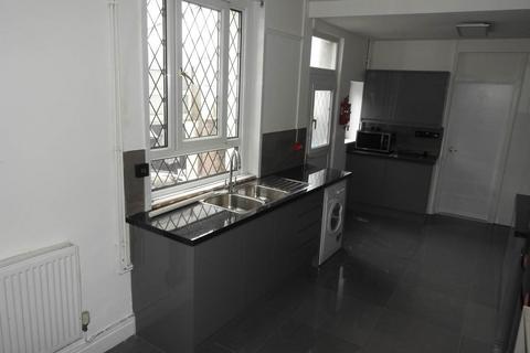 4 bedroom house to rent, Bernard Street, Uplands, , Swansea