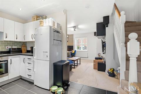 3 Baychester Road, Coventry, CV4 9GF