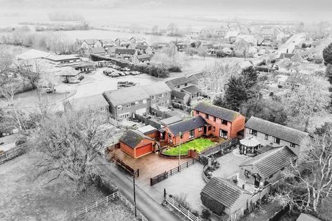 undefined, Manor Farm Lane, Pinvin, Pershore WR10