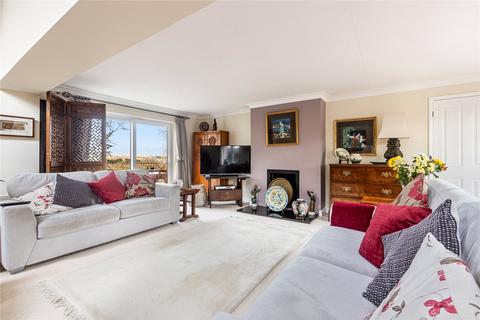 Cleve House Barracks Hill, Totnes, TQ9 6DG