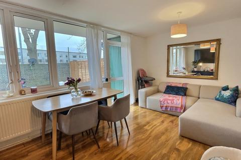 2 bedroom apartment for sale, Laxley Close, Camberwell, London, SE5