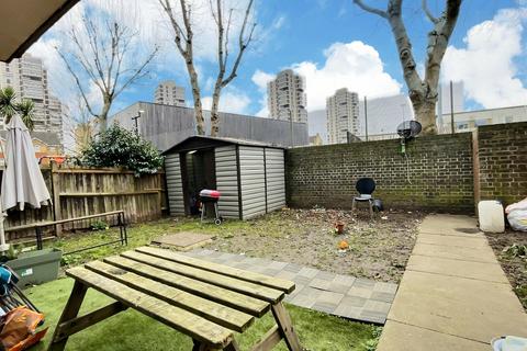 2 bedroom apartment for sale, Laxley Close, Camberwell, London, SE5