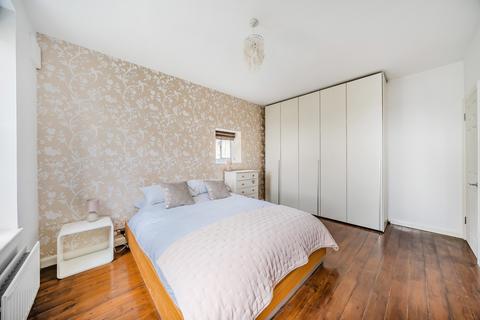 57 Parkside, London, SE3 7QF