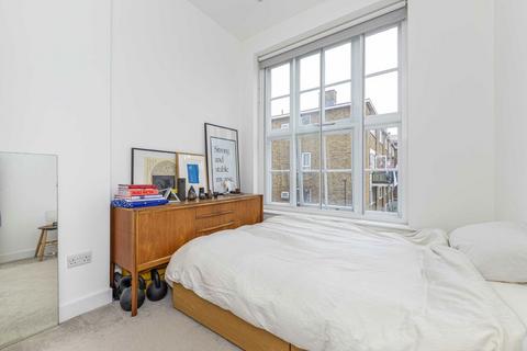 2 bedroom flat to rent, Dod Street, London E14