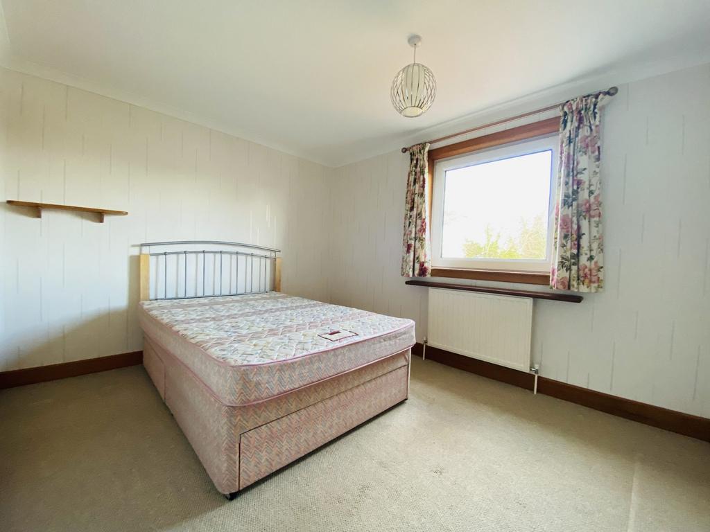 2 Drumsleet Avenue, Dumfries, DG2 8 LH - Braidwoods