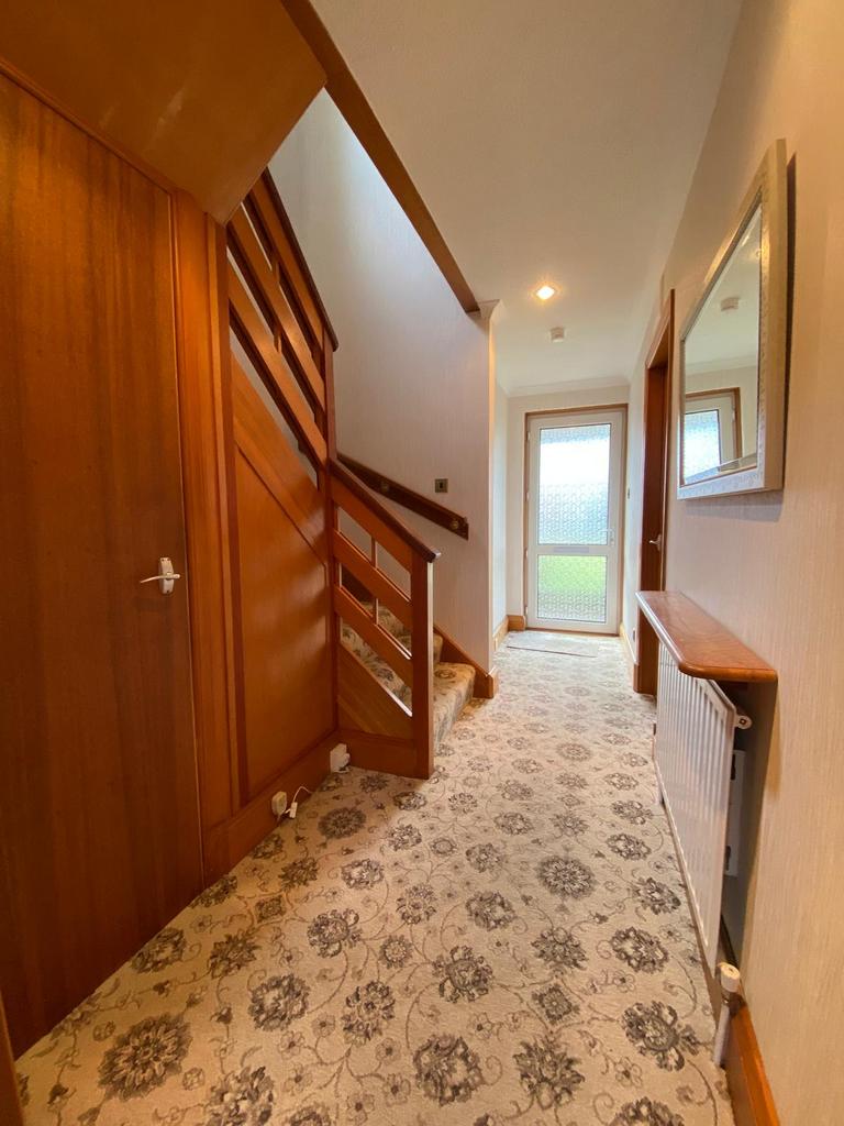 2 Drumsleet Avenue, Dumfries, DG2 8 LH - Braidwoods