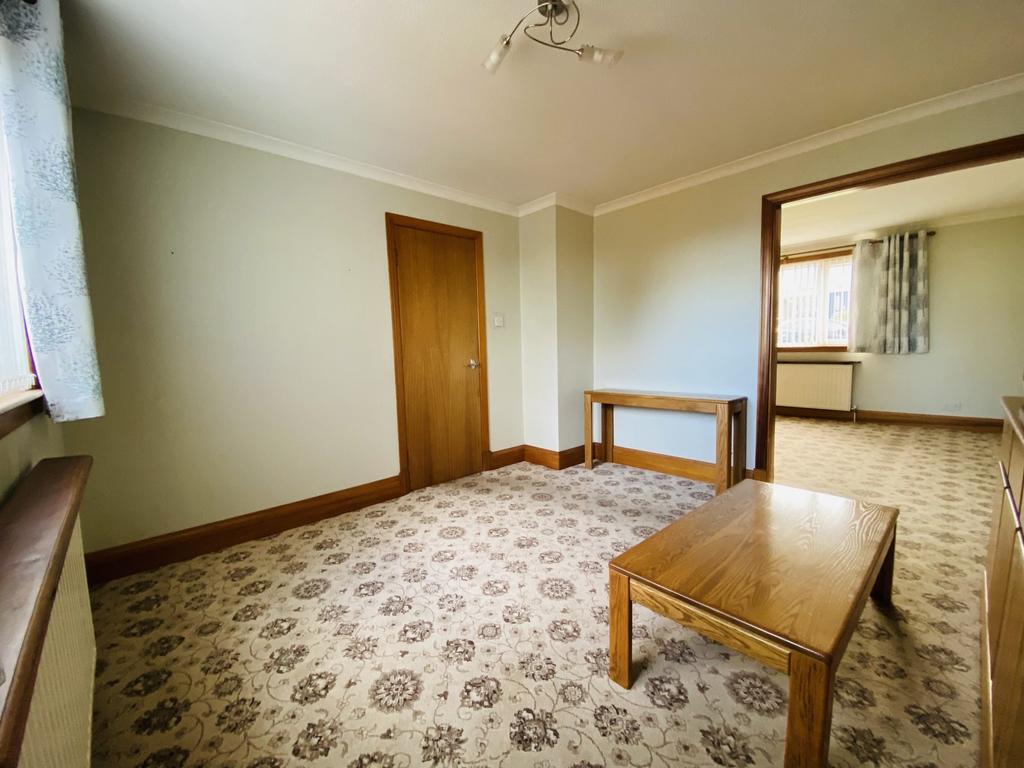 2 Drumsleet Avenue, Dumfries, DG2 8 LH - Braidwoods