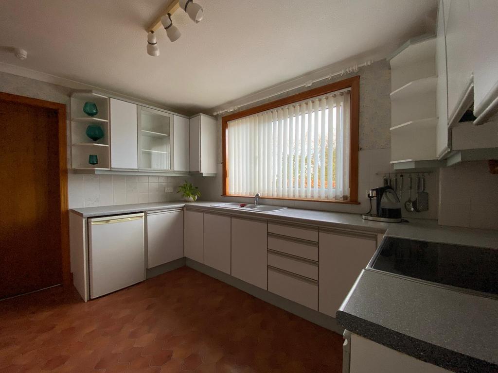 2 Drumsleet Avenue, Dumfries, DG2 8 LH - Braidwoods