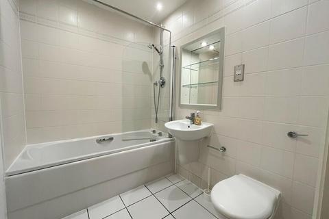 2 bedroom flat to rent, London, SE1