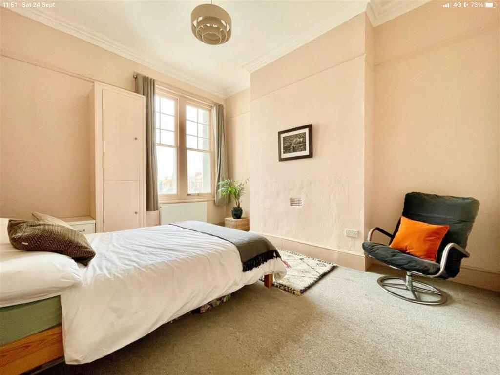 Bedroom.jpeg