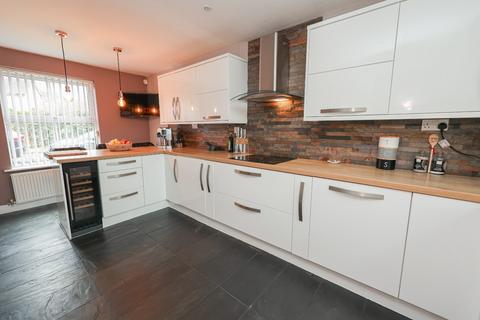 4 bedroom detached house for sale, The Drove, South Hykeham, Lincoln, Lincolnshire, LN6