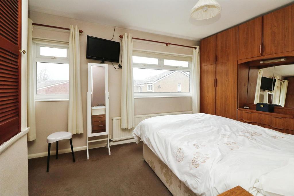 Front bedroom