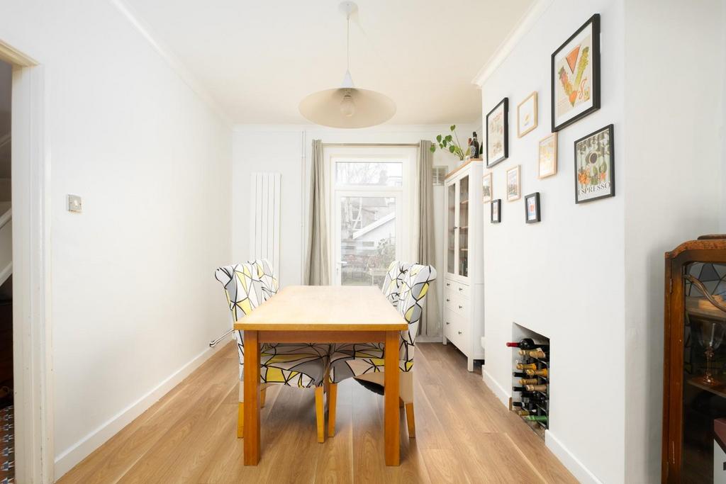 31 Battersea Road, BS5--9.jpg