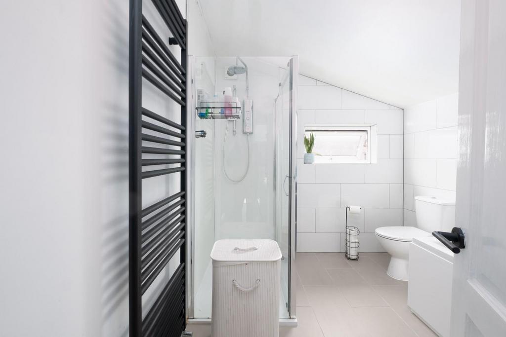 31 Battersea Road, BS5--11.jpg