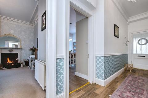 4 Castle Street, Newtyle, Blairgowrie, PH12 8TX