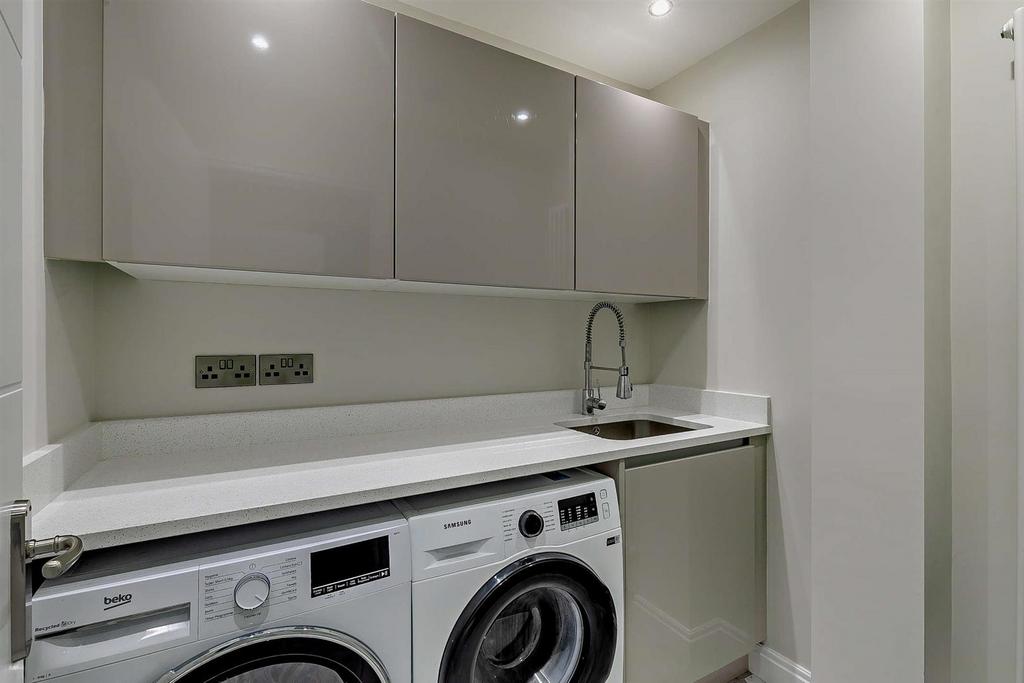 8635539-interior13-800.jpg