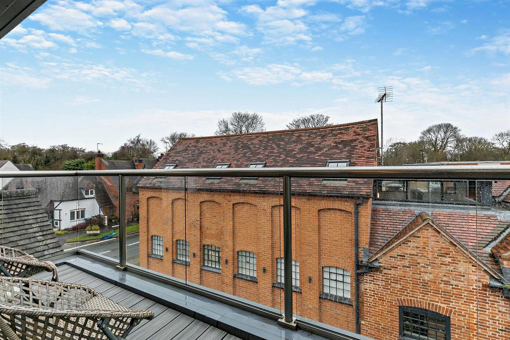 8635539-exterior01-800.jpg