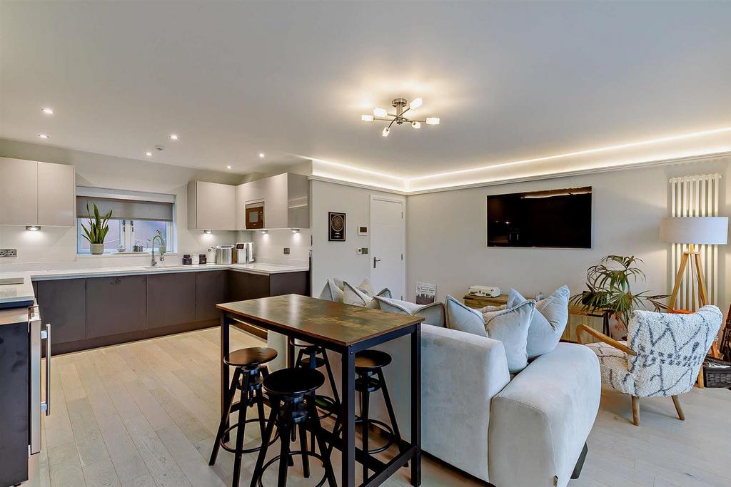 8635539-interior23-800.jpg