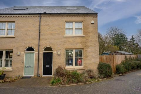 4 bedroom semi-detached house for sale, Vinery Road, Cambridge, CB1