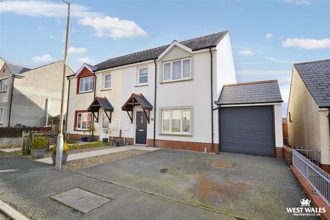 2 bedroom semi-detached house for sale, Maes Yr Yrfa, Crymych