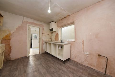 2 bedroom terraced house for sale, Calderon Road, E11