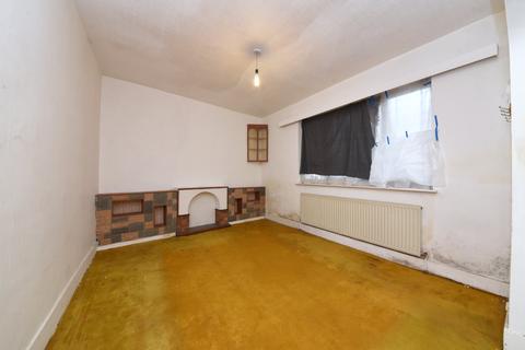 2 bedroom terraced house for sale, Calderon Road, E11