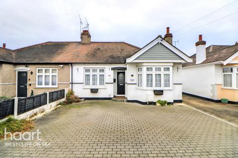 4 bedroom semi-detached bungalow for sale, Thornford Gardens, Southend-On-Sea