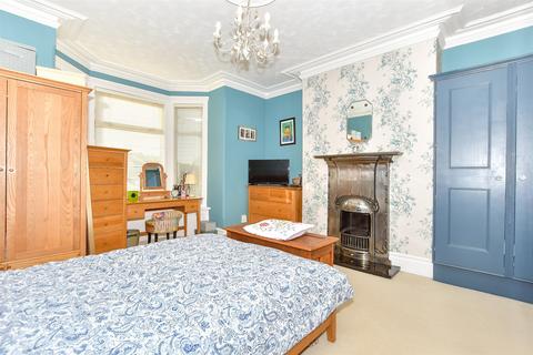 4 bedroom end of terrace house for sale, Oriel Road, Portsmouth, Hampshire