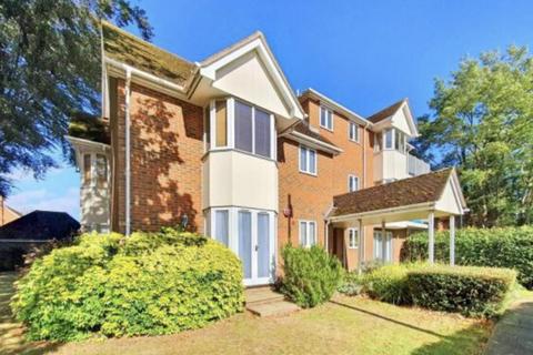 2 bedroom apartment for sale, Rheims Court, Canterbury CT2