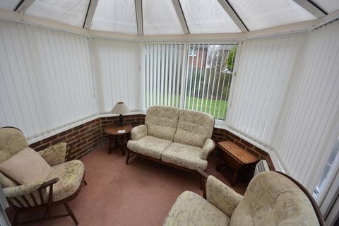 1 Kingcup Close, Broadstone, BH18 9GS