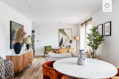 2 bedroom flat to rent, 119 Davigdor Road, Hove BN3