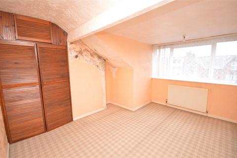 18 Cross Flatts Drive, Leeds, LS11 7HY