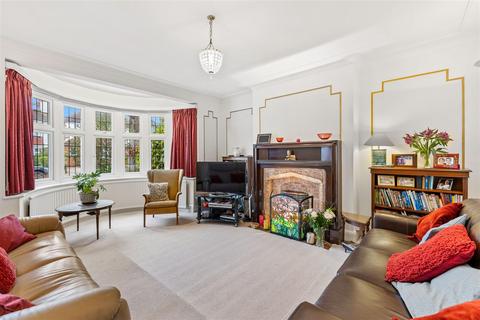 4 bedroom detached house for sale, Park Avenue, Hove BN3