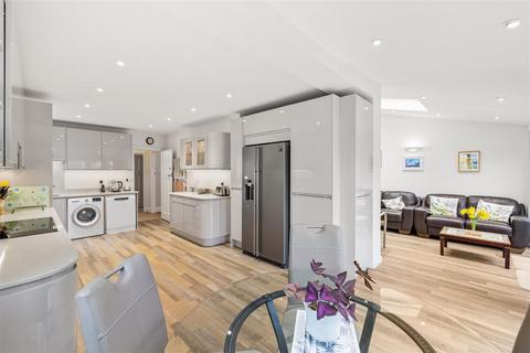 4 bedroom detached house for sale, Park Avenue, Hove BN3