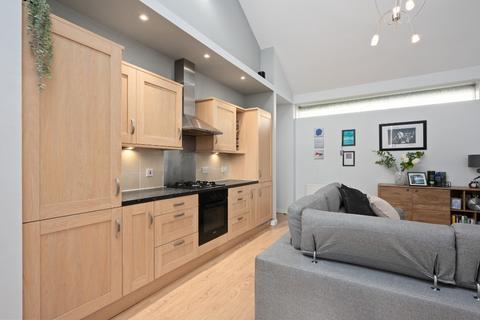 15 Academy Place, Bathgate, EH48 1AS