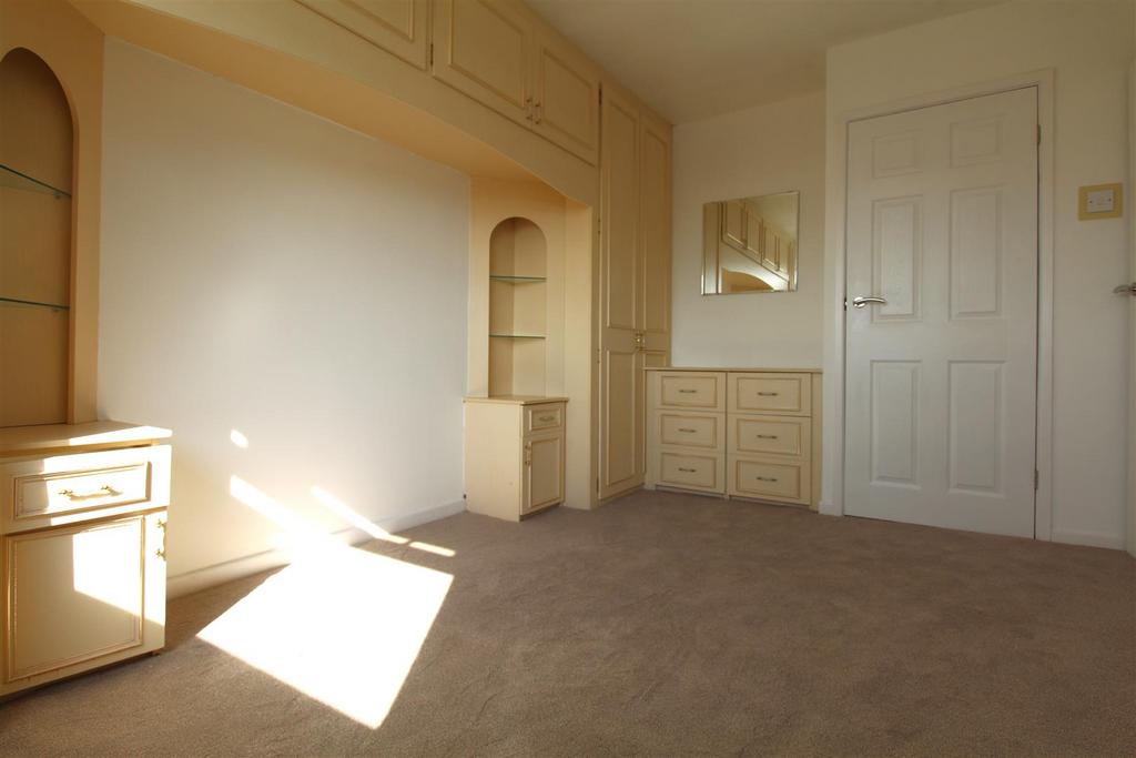 Bedroom 1.JPG