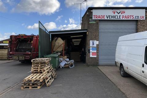 Industrial unit to rent, Unit 5, Q-Estate, Melton Road, Queniborough, Leicester LE7 3FP