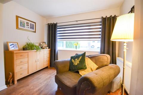 20 Pinewood Close, Southwell, NG25 0DD
