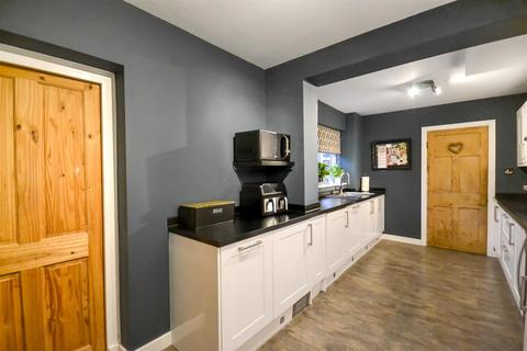 20 Pinewood Close, Southwell, NG25 0DD