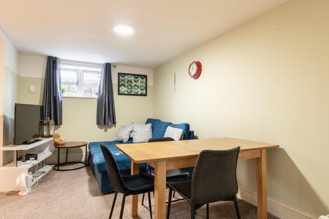 2 bedroom flat for sale, Kenilworth Road, Royal Leamington Spa